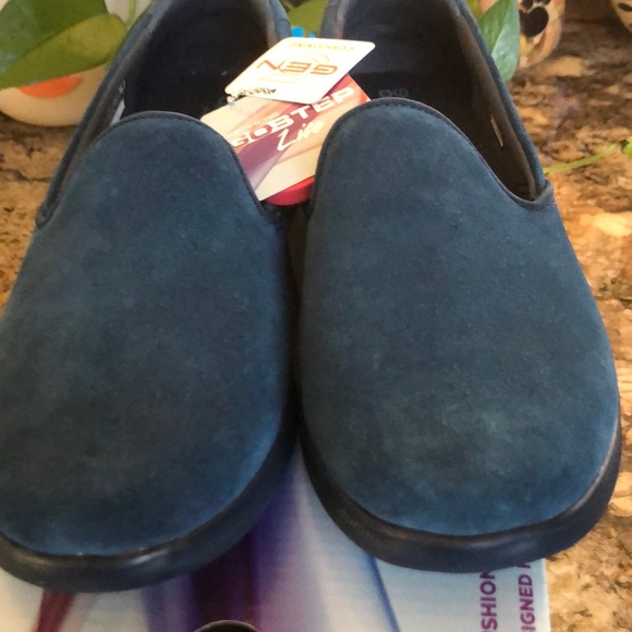 NWT—Skechers Go Step Lite Slip-On shoes. - Picture 1 of 8